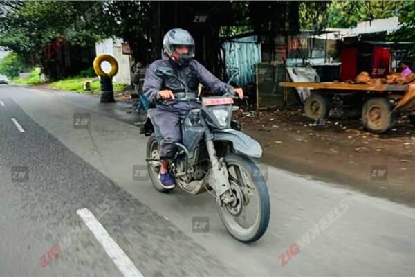 KTM 390 Enduro Spotted Testing: What to Expect from KTM’s Latest Dualsport