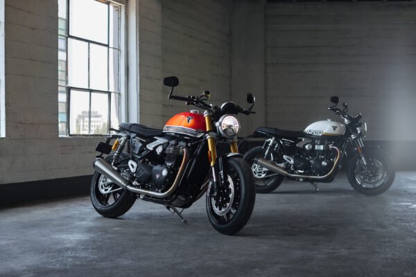 Triumph Unveils the Updated Speed Twin 1200 Models: Standard and RS Variants Launched